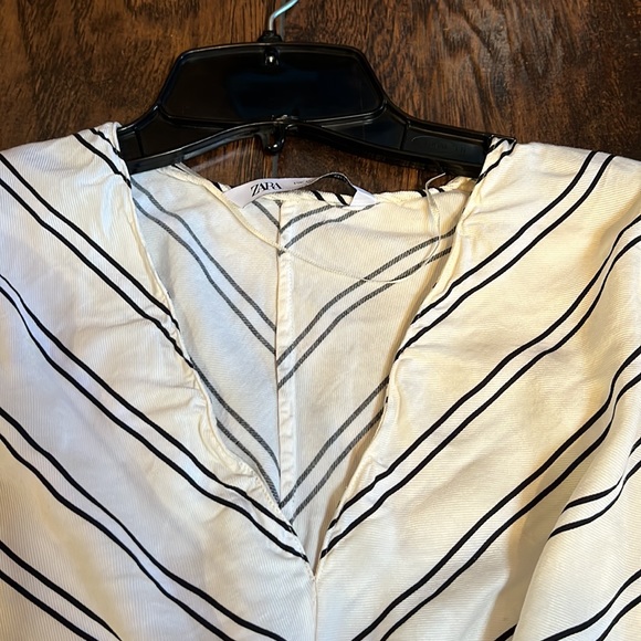 Zara Shirt - Picture 9 of 9